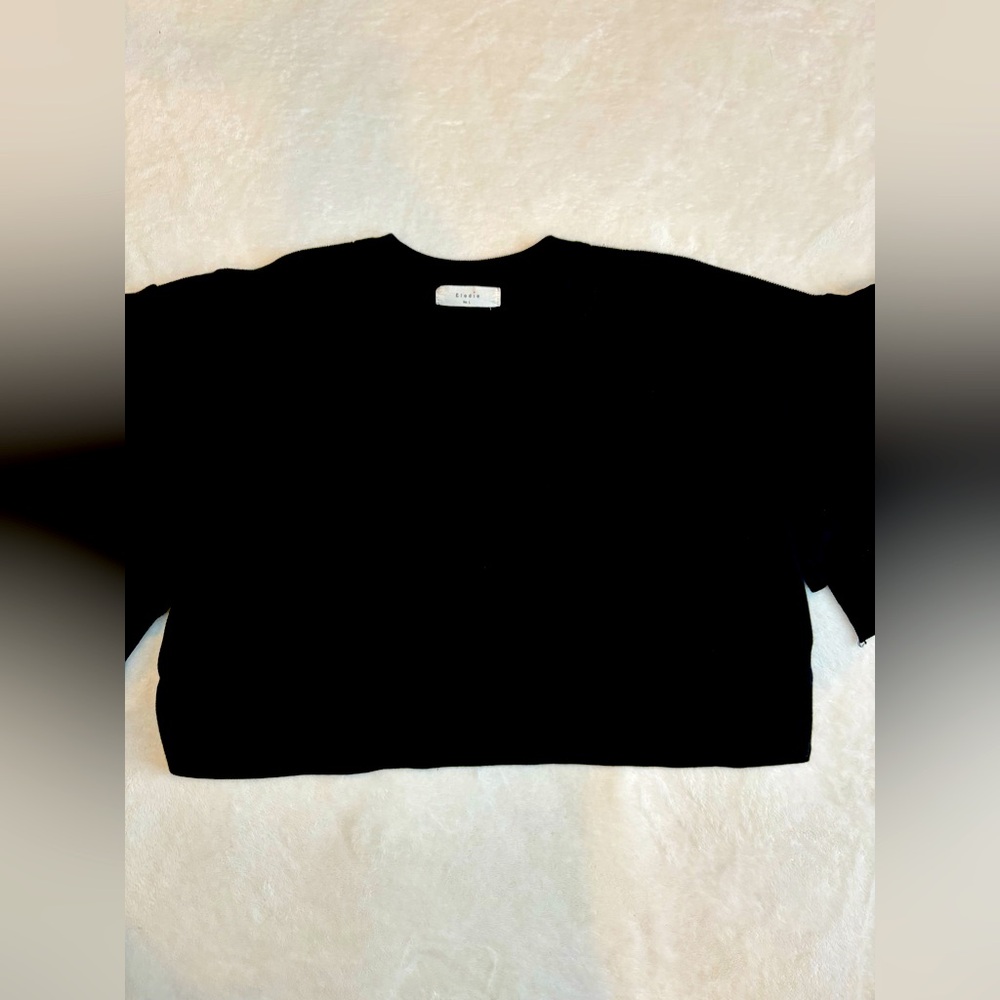 Elodie Black Ruffled Crop Blouse - Size Large - Picture 11 of 14